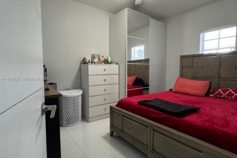 Снять в аренду виллу или дом в Хайалиа, Флорида 3 спальни, 145.21м2, № 2005698 - фото 20