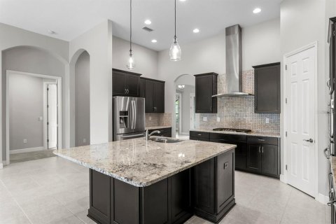Villa ou maison à vendre à Brandon, Floride: 4 chambres, 297.01 m2 № 2408437 - photo 13