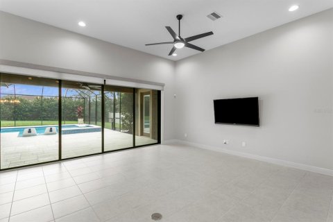 Villa ou maison à vendre à Brandon, Floride: 4 chambres, 297.01 m2 № 2408437 - photo 7
