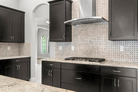 Villa ou maison à vendre à Brandon, Floride: 4 chambres, 297.01 m2 № 2408437 - photo 14