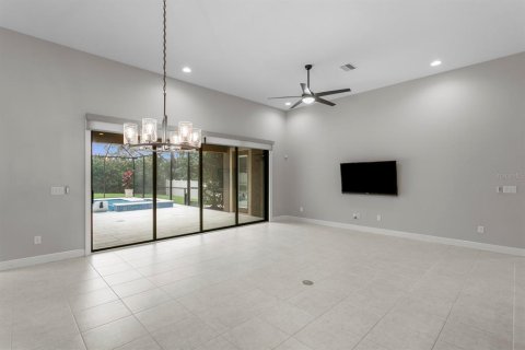 Villa ou maison à vendre à Brandon, Floride: 4 chambres, 297.01 m2 № 2408437 - photo 6