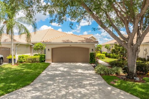 Villa ou maison à Naples, Floride 2 chambres, 160.07 m2 № 2170583