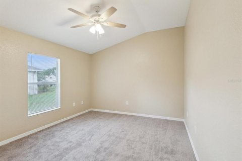 House in Spring Hill, Florida 4 bedrooms, 150.87 sq.m. № 1807357 - photo 21