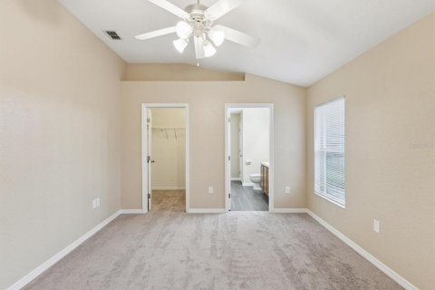 House in Spring Hill, Florida 4 bedrooms, 150.87 sq.m. № 1807357 - photo 15
