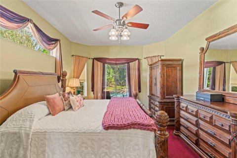 House in Palm Harbor, Florida 4 bedrooms, 235.14 sq.m. № 1804897 - photo 13