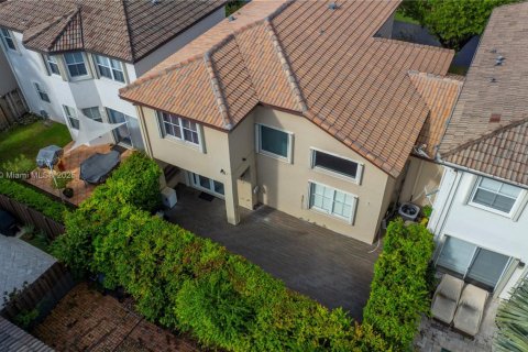 Villa ou maison à vendre à Doral, Floride: 3 chambres, 186.45 m2 № 1943886 - photo 9