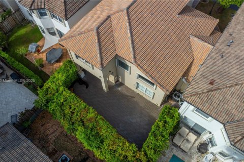 Villa ou maison à vendre à Doral, Floride: 3 chambres, 186.45 m2 № 1943886 - photo 7