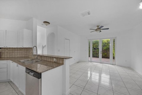 Villa ou maison à vendre à Doral, Floride: 3 chambres, 186.45 m2 № 1943886 - photo 19