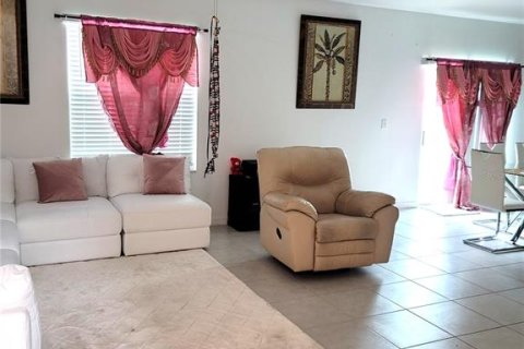 Villa ou maison à vendre à Lakeland, Floride: 4 chambres, 173.73 m2 № 2413821 - photo 4