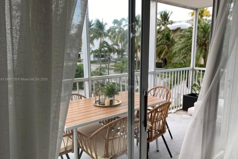 Copropriété à vendre à Key Biscayne, Floride: 2 chambres, 123.1 m2 № 1950781 - photo 16