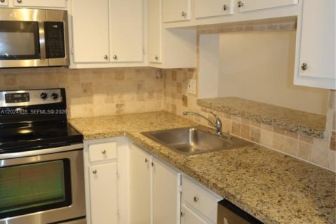Copropriété à vendre à Miami, Floride: 2 chambres, 86.96 m2 № 2153749 - photo 4