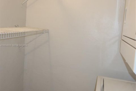 Copropriété à vendre à Miami, Floride: 2 chambres, 86.96 m2 № 2153749 - photo 25