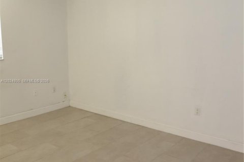 Copropriété à vendre à Miami, Floride: 2 chambres, 86.96 m2 № 2153749 - photo 11