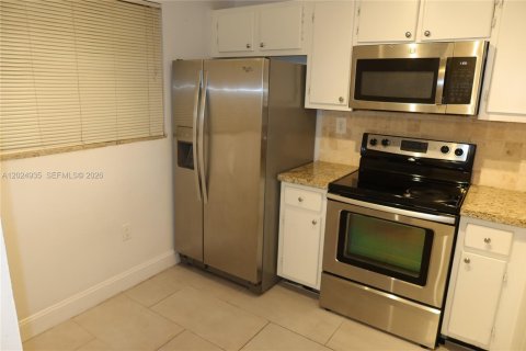 Condo à Miami, Floride, 2 chambres № 2153749