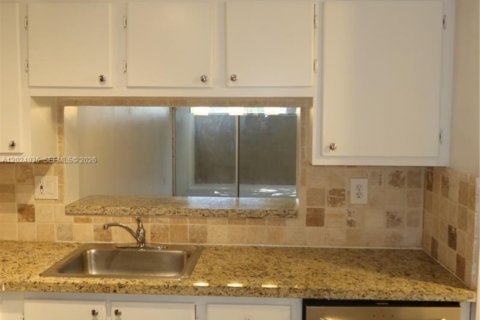 Copropriété à vendre à Miami, Floride: 2 chambres, 86.96 m2 № 2153749 - photo 3