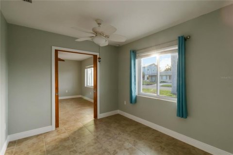 Villa ou maison à vendre à Bradenton, Floride: 2 chambres, 114.83 m2 № 2094559 - photo 12