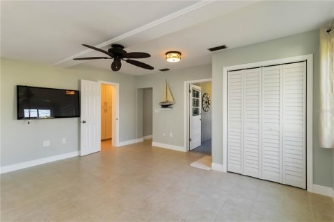 Villa ou maison à vendre à Bradenton, Floride: 2 chambres, 114.83 m2 № 2094559 - photo 21