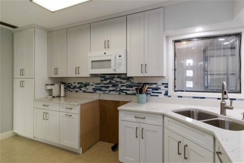 Villa ou maison à vendre à Bradenton, Floride: 2 chambres, 114.83 m2 № 2094559 - photo 24