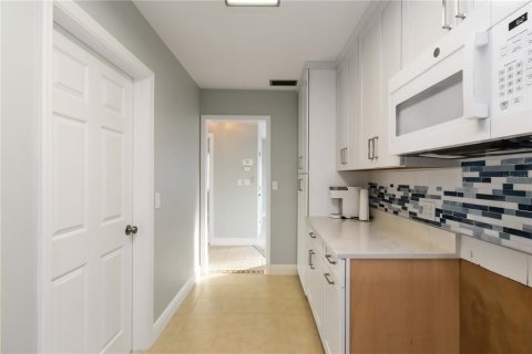 Villa ou maison à vendre à Bradenton, Floride: 2 chambres, 114.83 m2 № 2094559 - photo 25