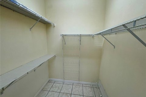Villa ou maison à vendre à Sarasota, Floride: 2 chambres, 115.29 m2 № 2411541 - photo 17