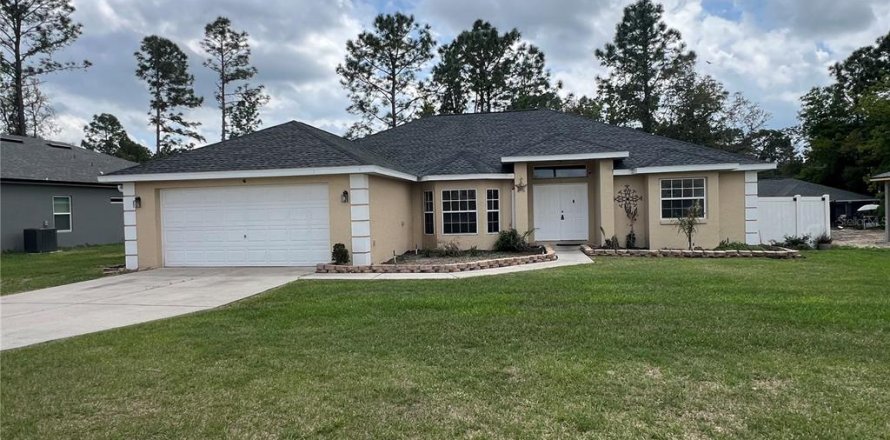 Casa en Ocala, Florida 3 dormitorios, 175.12 m2 № 1626398