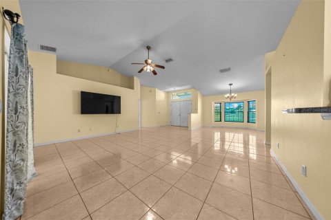 Casa en venta en Ocala, Florida, 3 dormitorios, 175.12 m2 № 1626398 - foto 5