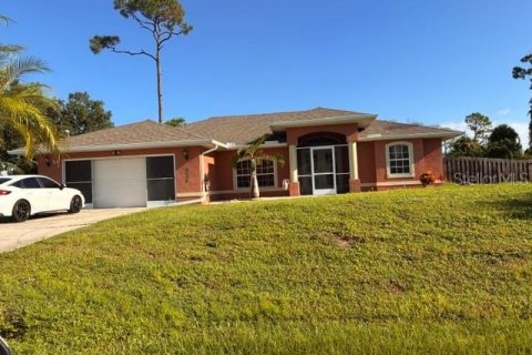 Casa en North Port, Florida 4 dormitorios, 165.83 m2 № 2364413