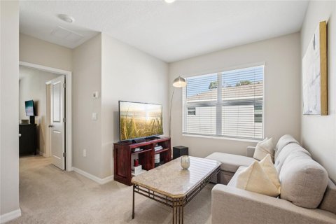 Townhouse in Sarasota, Florida 3 bedrooms, 168.43 sq.m. № 2151710 - photo 19
