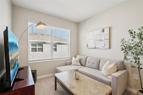 Townhouse in Sarasota, Florida 3 bedrooms, 168.43 sq.m. № 2151710 - photo 18
