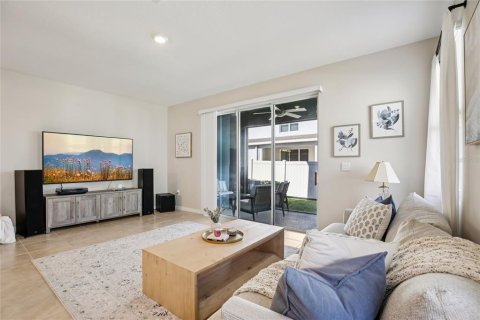 Townhouse in Sarasota, Florida 3 bedrooms, 168.43 sq.m. № 2151710 - photo 7