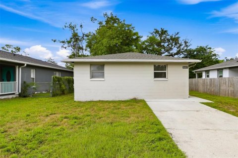 Villa ou maison à Tampa, Floride 3 chambres, 87.79 m2 № 2388684