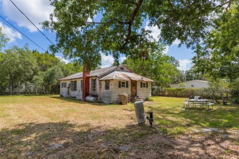 House in Altoona, Florida 2 bedrooms, 107.95 sq.m. № 1677574 - photo 2
