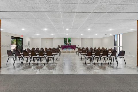 Condominio en venta en Lauderdale Lakes, Florida, 2 dormitorios, 93.09 m2 № 1970094 - foto 29