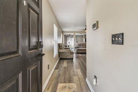 House in Land O' Lakes, Florida 3 bedrooms, 118.45 sq.m. № 1885263 - photo 7