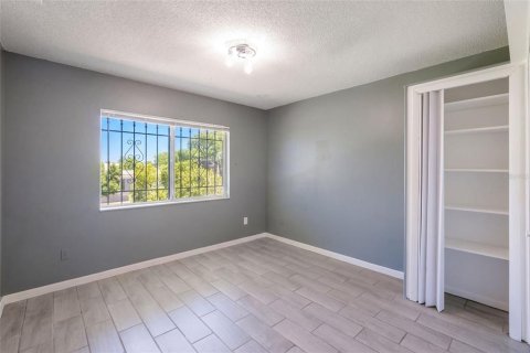 Condo in Orlando, Florida, 2 bedrooms № 2403687 - photo 11
