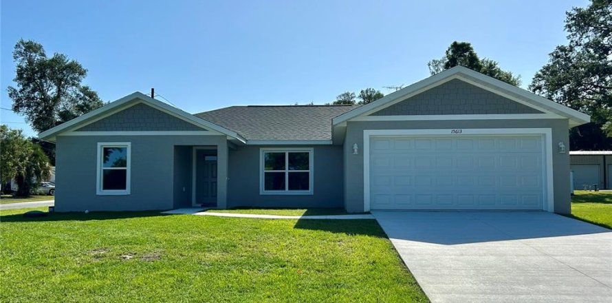 House in Summerfield, Florida 3 bedrooms, 158.21 sq.m. № 2229810