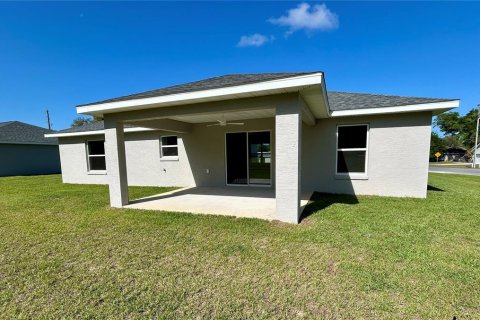 House in Summerfield, Florida 3 bedrooms, 158.21 sq.m. № 2229810 - photo 15