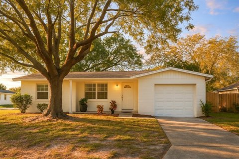 Villa ou maison à Bradenton, Floride 2 chambres, 116.59 m2 № 2117400