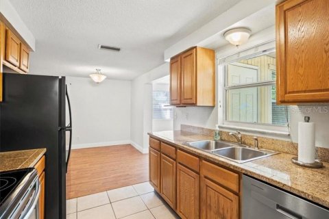 Villa ou maison à vendre à Bradenton, Floride: 2 chambres, 116.59 m2 № 2117400 - photo 10