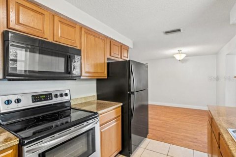 Villa ou maison à vendre à Bradenton, Floride: 2 chambres, 116.59 m2 № 2117400 - photo 12