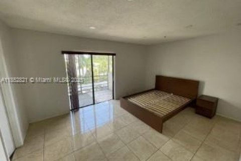 Condominio en venta en North Miami, Florida, 1 dormitorio, 64.2 m2 № 1891094 - foto 8