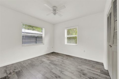 Casa en venta en Orlando, Florida, 2 dormitorios, 108.32 m2 № 1906562 - foto 14