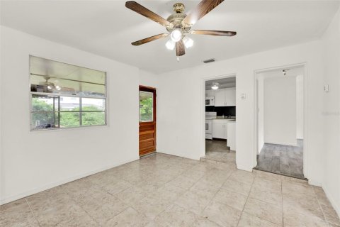 Casa en venta en Orlando, Florida, 2 dormitorios, 108.32 m2 № 1906562 - foto 8