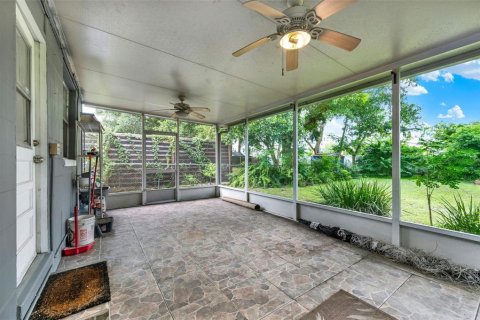 Casa en venta en Orlando, Florida, 2 dormitorios, 108.32 m2 № 1906562 - foto 18