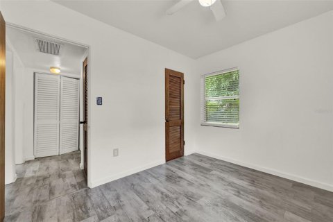 Casa en venta en Orlando, Florida, 2 dormitorios, 108.32 m2 № 1906562 - foto 17