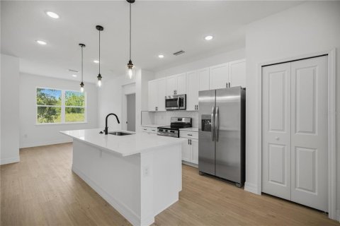 Casa en venta en Citrus Springs, Florida, 4 dormitorios, 167.69 m2 № 2384255 - foto 4