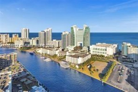 Condominio en venta en Hollywood, Florida, 1 dormitorio, 83.24 m2 № 2012619 - foto 28