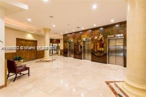 Condominio en venta en Hollywood, Florida, 1 dormitorio, 83.24 m2 № 2012619 - foto 18