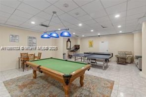Condominio en venta en Hollywood, Florida, 1 dormitorio, 83.24 m2 № 2012619 - foto 22