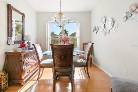 House in Kissimmee, Florida 3 bedrooms, 209.87 sq.m. № 2208379 - photo 24